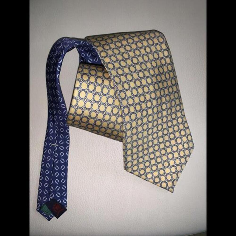 Tommy Hilfiger Neck Tie Blue Yellow 100% Silk Classic Made in USA